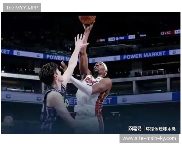 热火阿德巴约全面发挥主导内线 希罗重返首发打出进攻压制